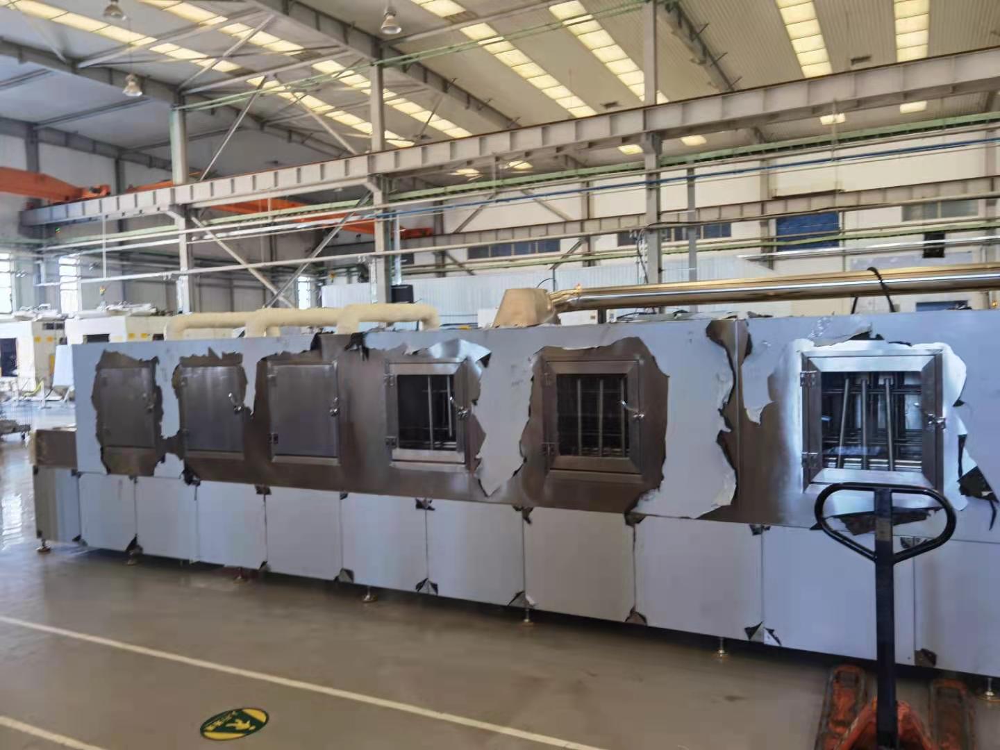 工业五金件喷淋清洗机 